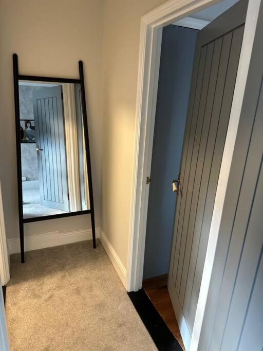 شقة High Wycombe Centre- 2 Bed Flat المظهر الخارجي الصورة